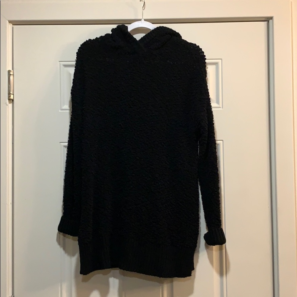 Women’s black popcorn hoodie